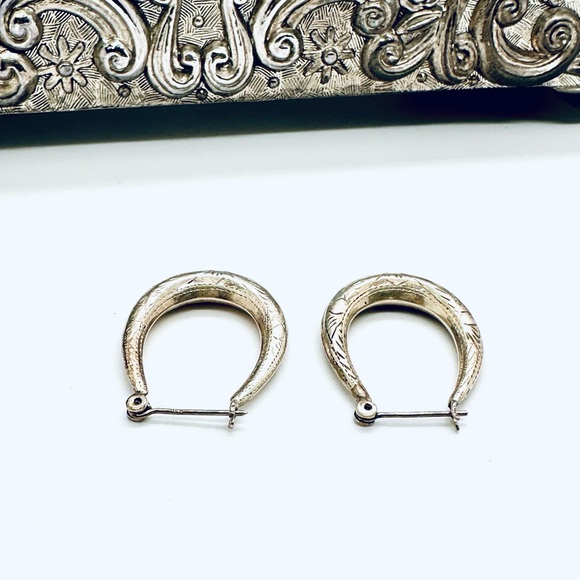 Vintage Silver Hoop Earrings - Picture 11 of 14